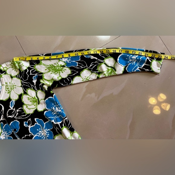 𝅺Rafaela floral multicolor sweater/ top‎ button down Cardigan size P/M - Picture 10 of 16